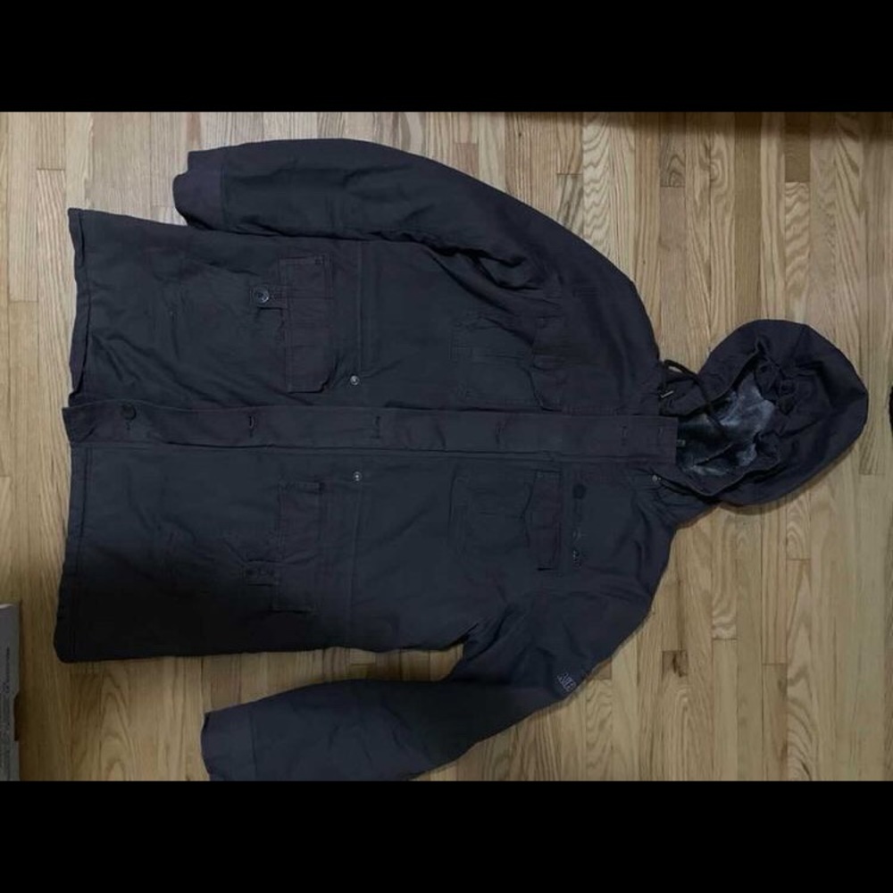 Brand: Defacto, size: (XL) in men’s, colour: brown